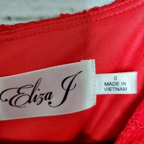 Eliza J Red Lace Sheath Dress knee length - Picture 7 of 12